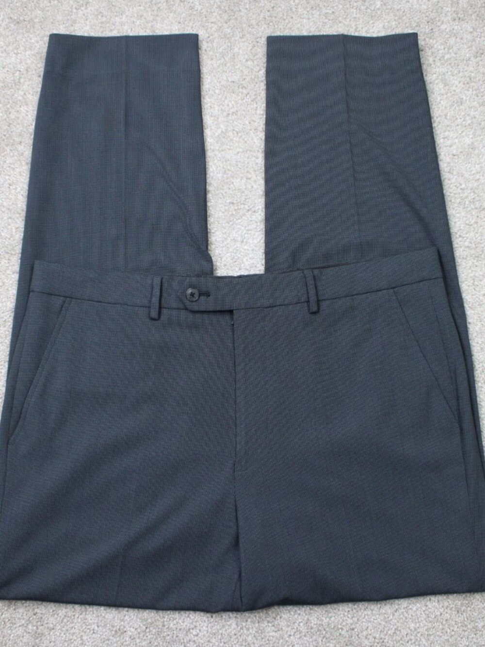 Nautica Dress Pants NWT Mens 36x32 Gray Check Flat Front Poly/Viscose Stretch